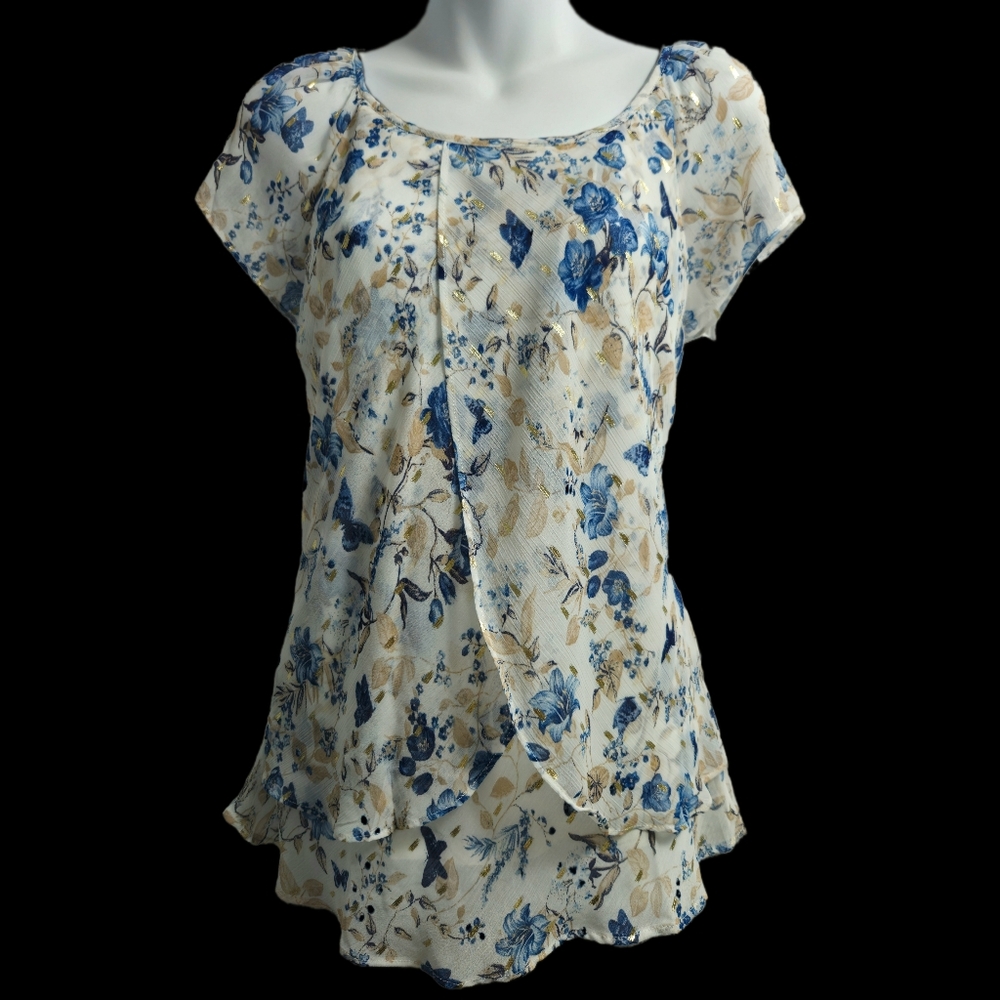 NWOT Tamara H. flutter sleeve top